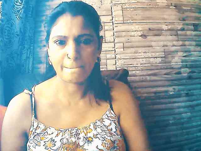 Indianlusty Live Webcam on BongaCams
