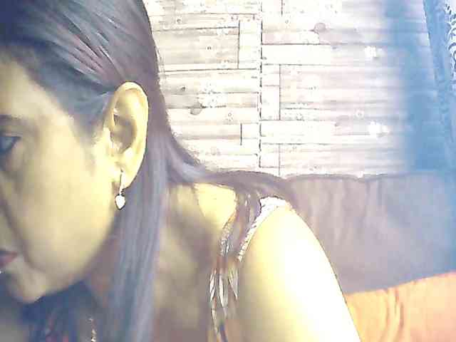 Indianlusty webcam