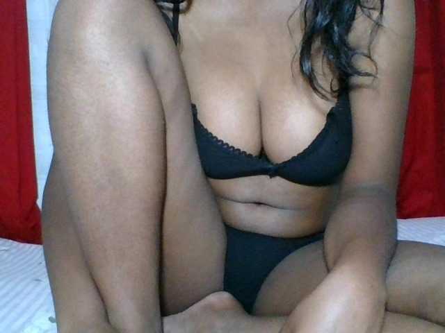 MelanyAlex live cam on BongaCams