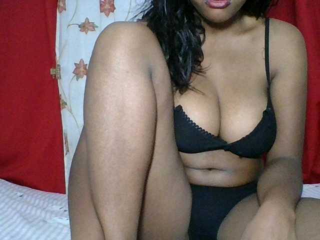 MelanyAlex live cam on BongaCams