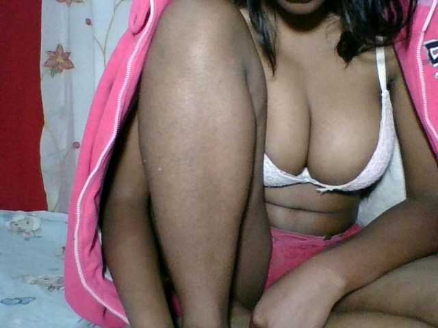 MelanyAlex live cam on BongaCams