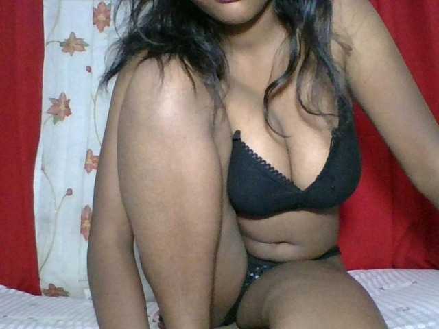MelanyAlex live cam on BongaCams