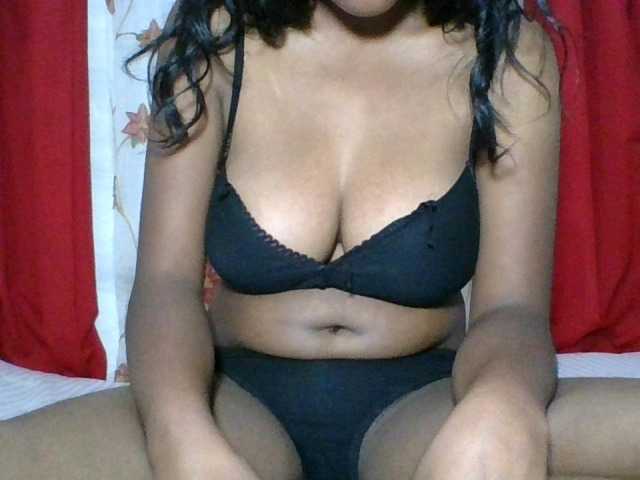 MelanyAlex live cam on BongaCams