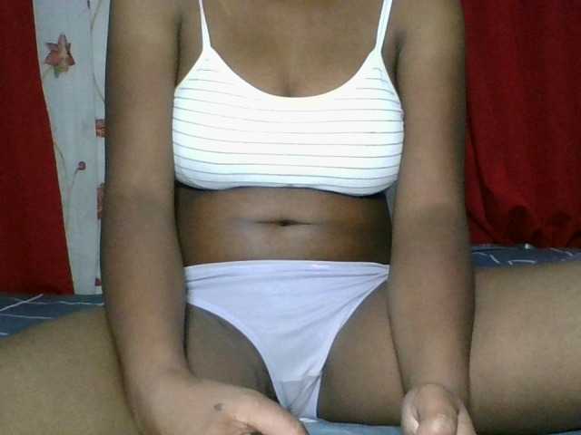 MelanyAlex live cam on BongaCams
