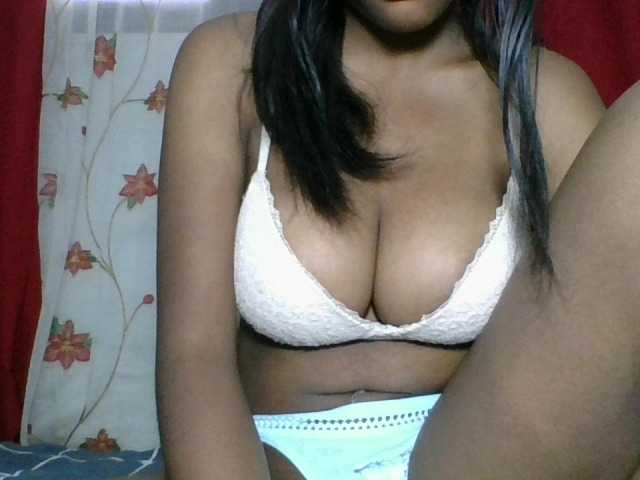 MelanyAlex live cam on BongaCams