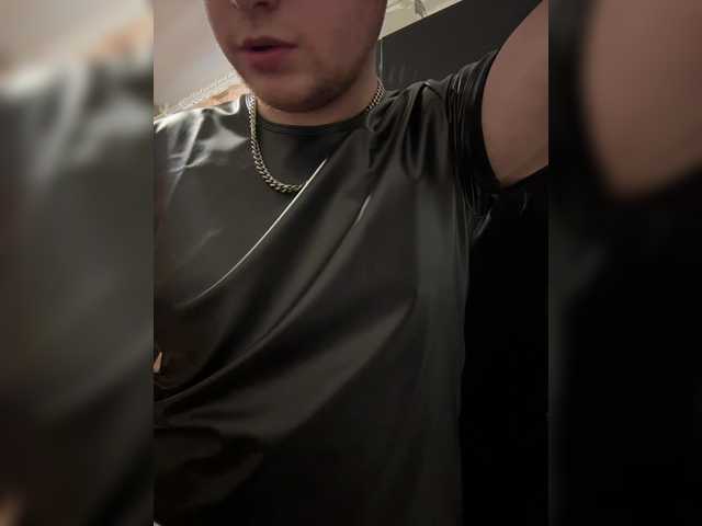 Dimasik_22sm — live male cam