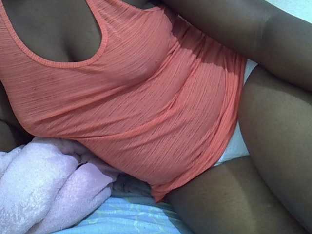Cuttey30 live cam on BongaCams