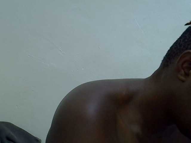 Cuttey30's BongaCams show and profile