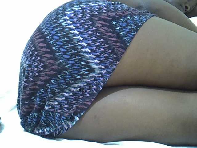 Cuttey30 live cam preview