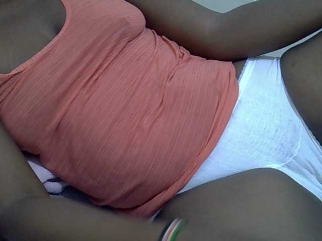 Cuttey30 live webcam show