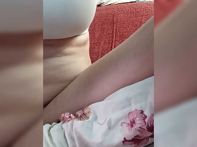 Lina-a-13 live cam on BongaCams