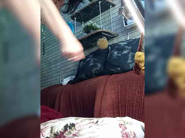 Lina-a-13 webcam