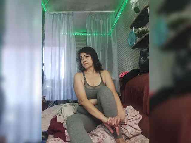 Lina-a-13 webcam