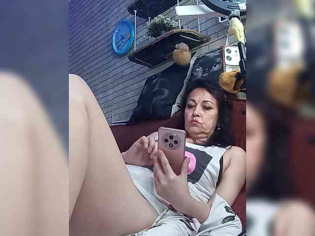 Lina-a-13 webcam