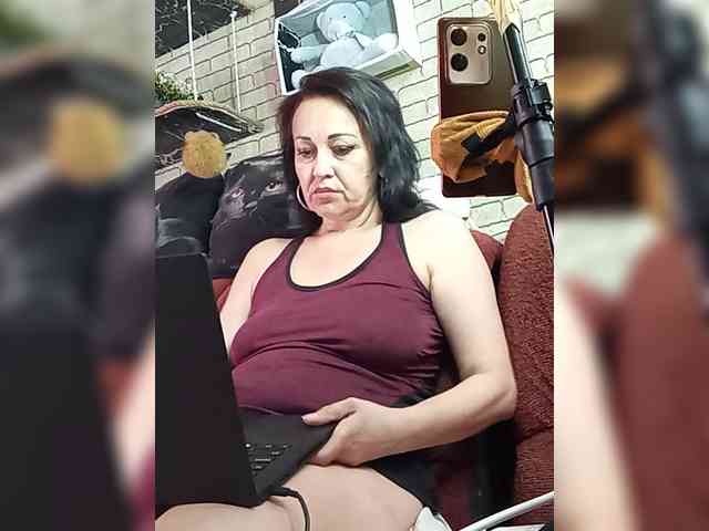 Lina-a-13 webcam