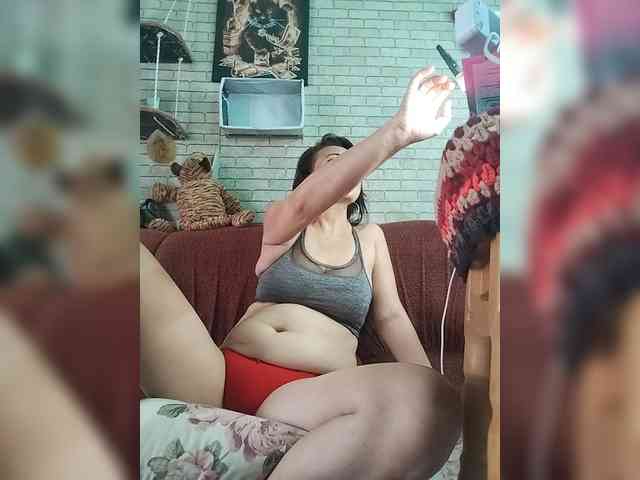 Lina-a-13 webcam
