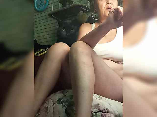 Lina-a-13 webcam