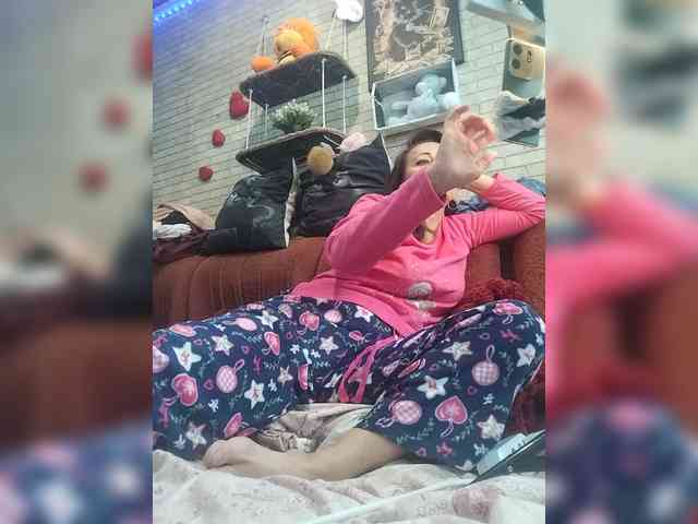 Lina-a-13 webcam