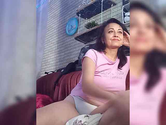 Lina-a-13 webcam