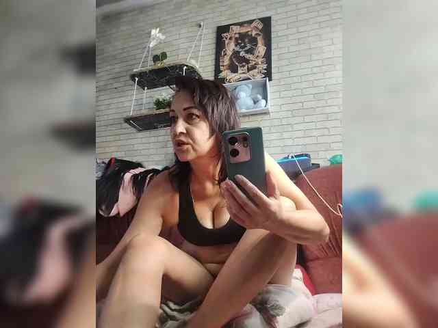 Lina-a-13