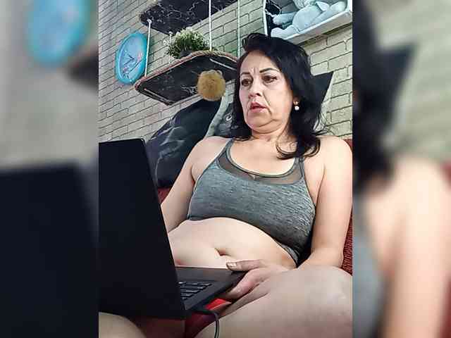 Lina-a-13 webcam