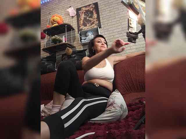 Lina-a-13 webcam