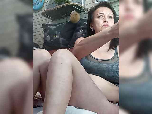 Lina-a-13 webcam