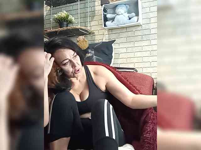 Lina-a-13 webcam