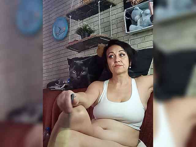 Lina-a-13 webcam