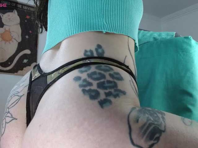 Inked-Val live cam on BongaCams