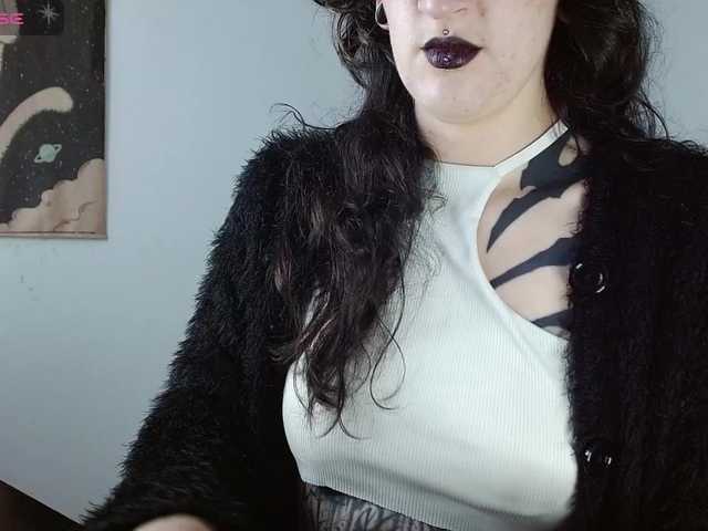 Inked-Val live cam on BongaCams