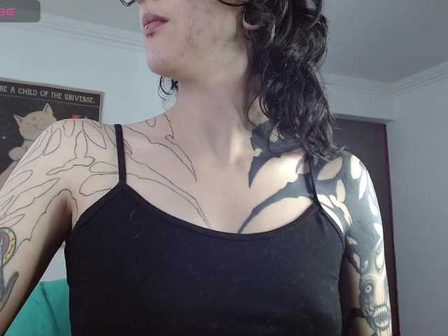 Inked-Val live cam on BongaCams