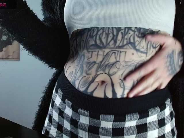 Inked-Val live cam on BongaCams