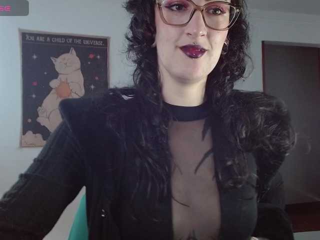 Inked-Val live cam on BongaCams