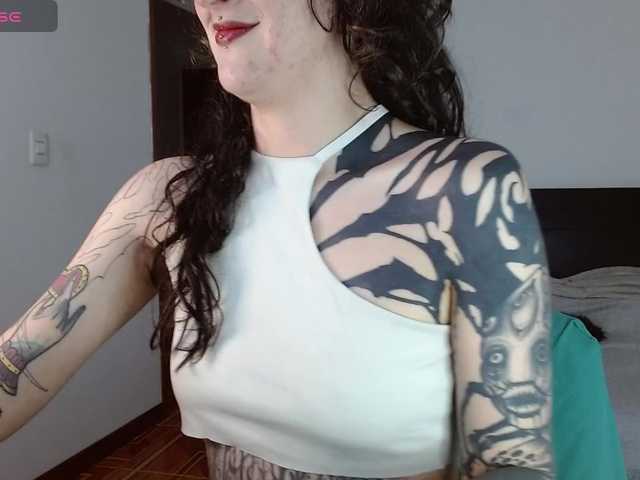 Inked-Val live cam on BongaCams