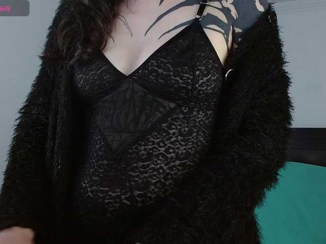 Inked-Val live cam on BongaCams