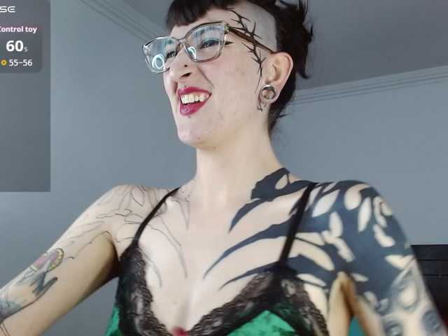 Inked-Val live cam on BongaCams