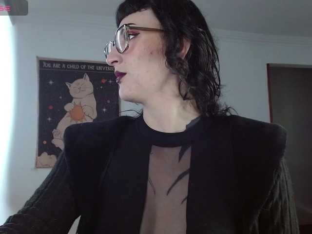 Inked-Val live cam on BongaCams