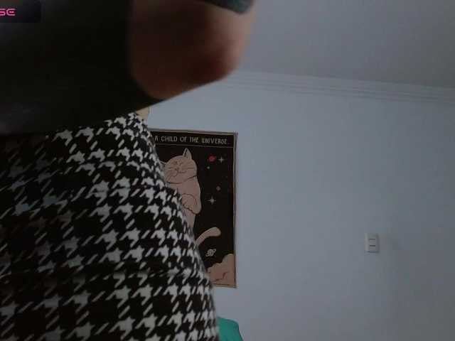 Inked-Val live cam on BongaCams