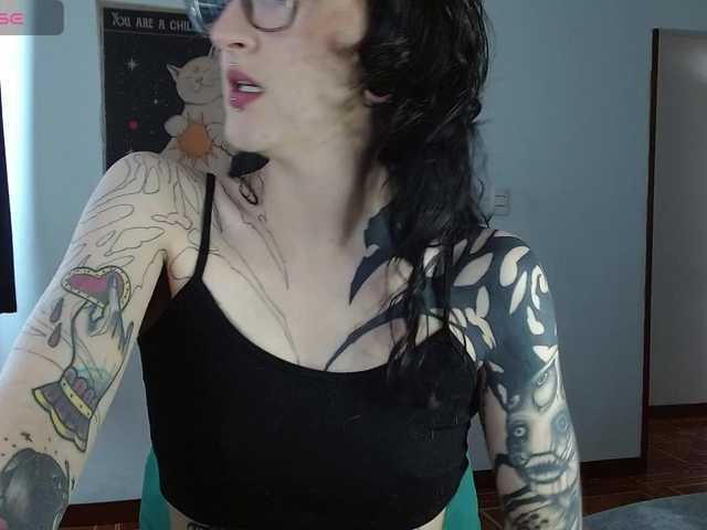 Inked-Val live cam on BongaCams