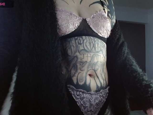 Inked-Val live cam on BongaCams