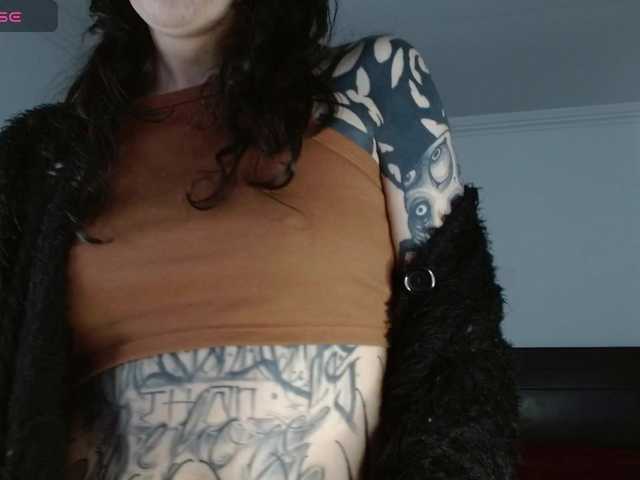 Inked-Val live cam on BongaCams