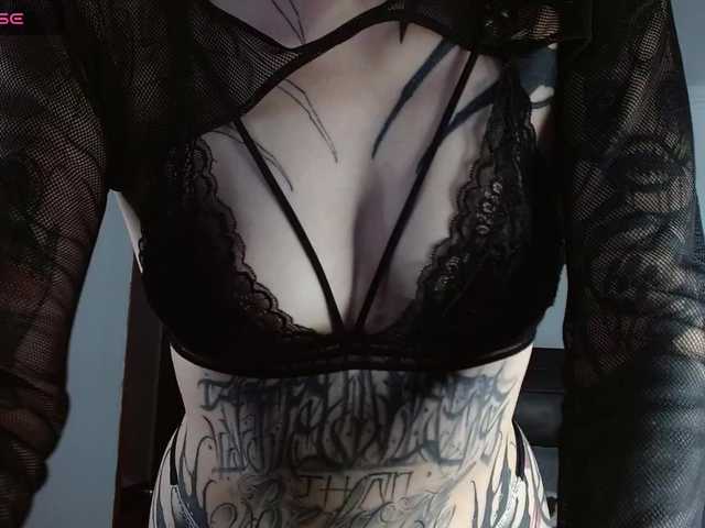 Inked-Val live cam on BongaCams