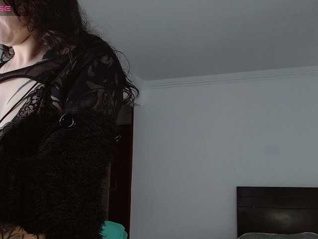 Inked-Val live cam on BongaCams