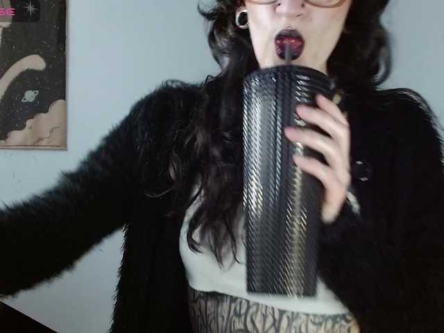 Inked-Val live cam on BongaCams