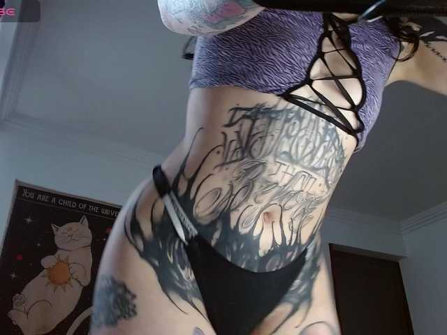 Inked-Val live cam on BongaCams