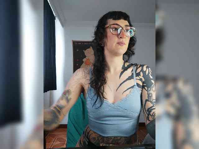 Inked-Val webcam