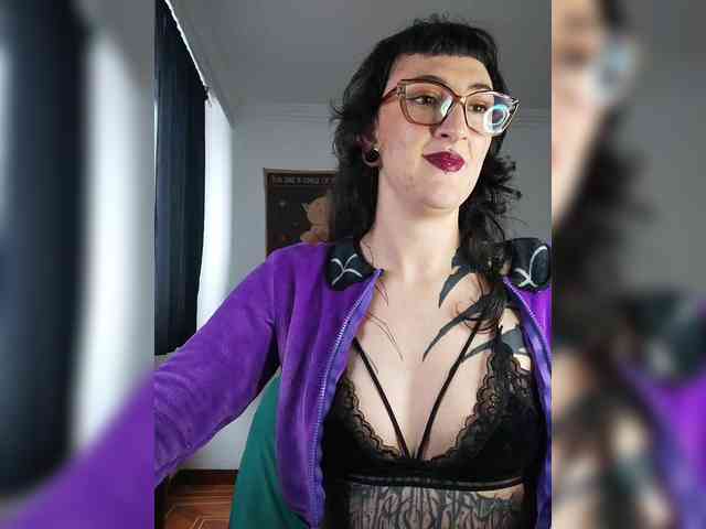 Inked-Val webcam