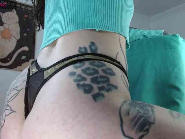 Inked-Val webcam