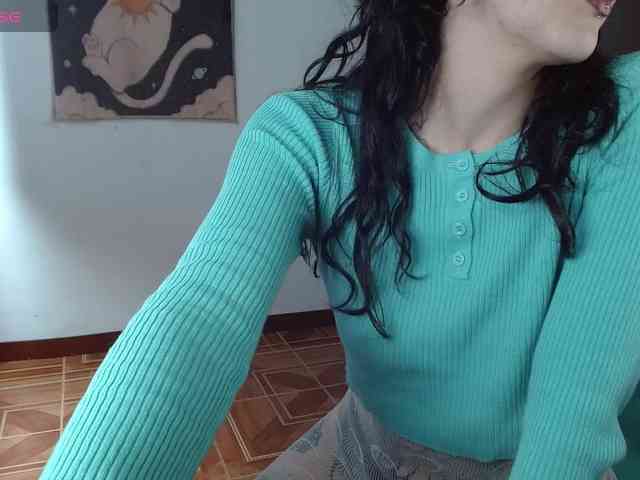 Modella: Inked-Val